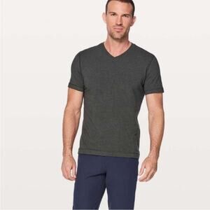 Lululemon 5 Year Basic V Heathered Black Gray Mens Size S